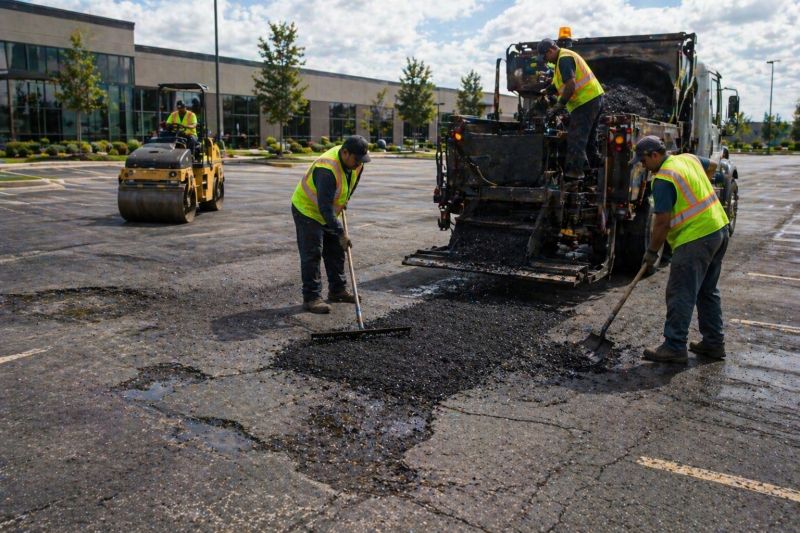 Asphalt Parking Lot Repair in Palm Springs, CA
